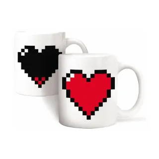 Kikkerland Tasse à café Coeur de pixel avec changement de couleur