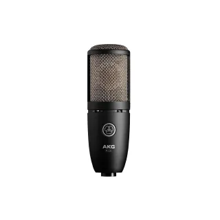 AKG Microphone P220